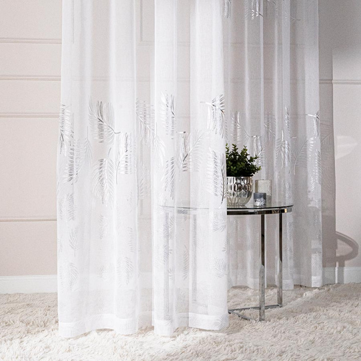 Firanka gotowa na przelotkach z etaminy MARIETTA 140x250 cm biały ze srebrnym
